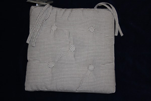 Auberge cobble grey gingham seatpad