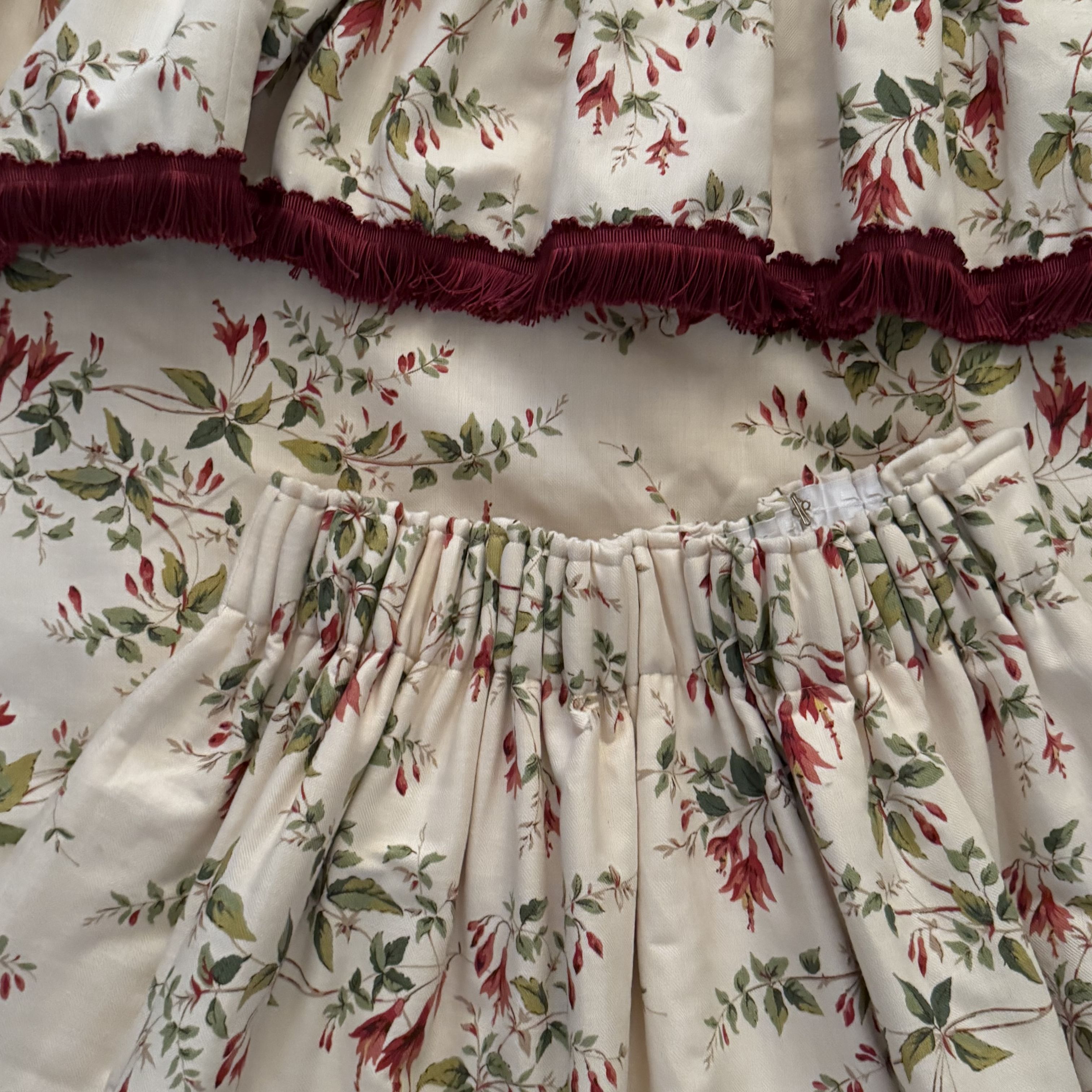Colefax and Fowler 'Fuchsia' Large Single Door Curtain ( Can be Made into a pair) 